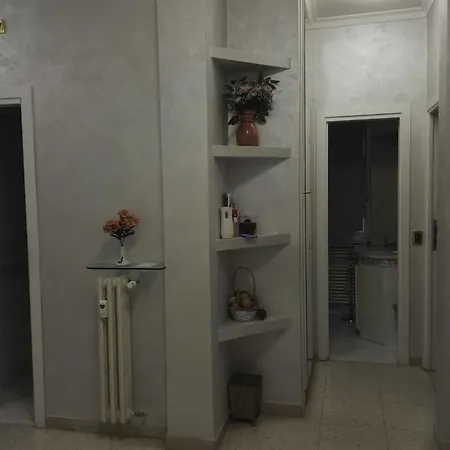 Appia Nuova Apartment