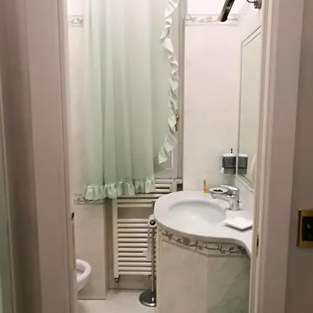 Apartment Appia Nuova Rom